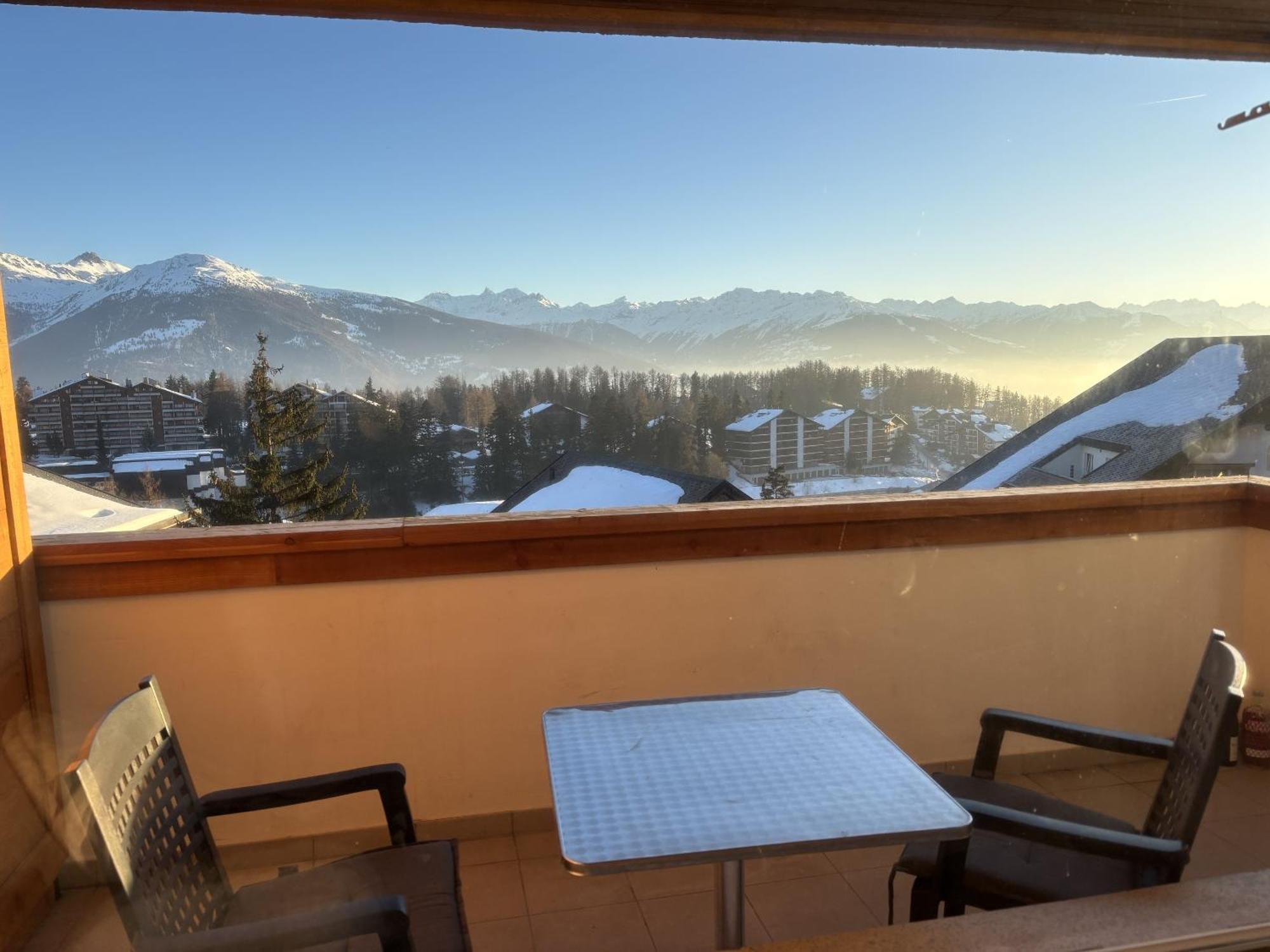 L'Eperon Center Crans Wonderful View Apartment ภายนอก รูปภาพ